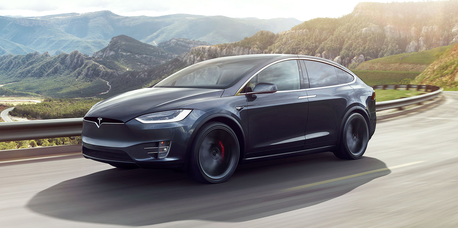 Model-X-driving-front-2